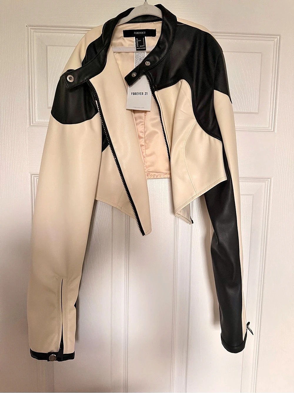 Forever 21 - Color Block Moto Jacket in Cream & Black Size S